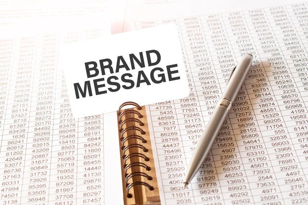 Crafting a Compelling Digital Brand Story for Financial Services 1 Crafting a Compelling Digital Brand Story for Financial Services