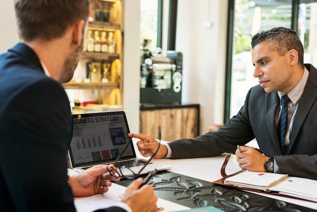 Crafting a Compelling Digital Brand Story for Financial Services 2 Crafting a Compelling Digital Brand Story for Financial Services